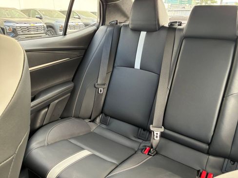 Used 2025 Toyota Camry SE image 39