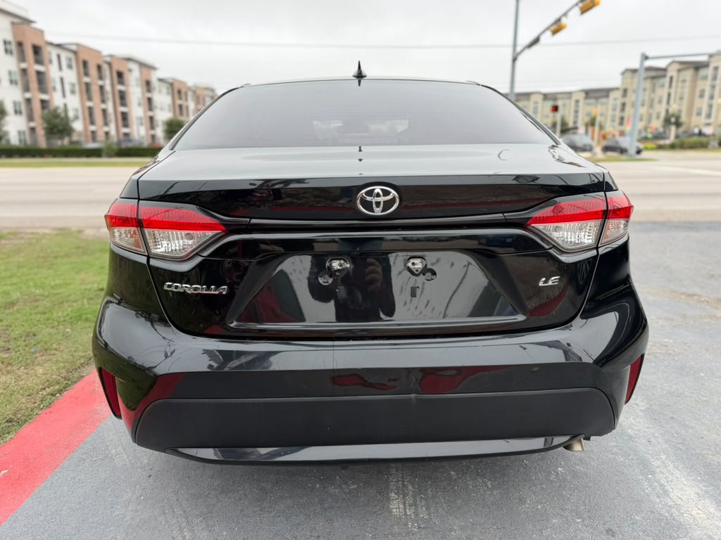 Used 2020 Toyota Corolla LE FWD image 7