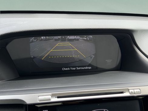 Used 2017 Honda Accord Touring image 8