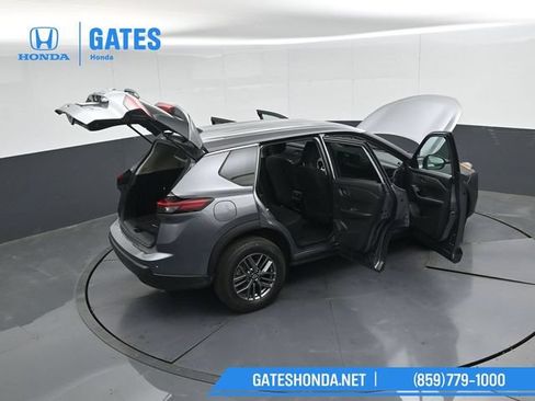 Used 2024 Nissan Rogue S AWD/4WD image 51