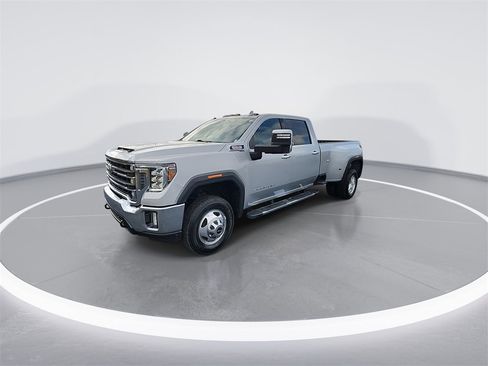 Used 2022 GMC Sierra 3500 SLT w/ SLT Convenience Package image 4