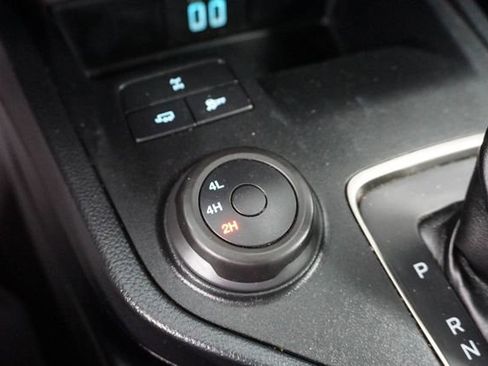 Used 2022 Ford Ranger XL w/ Equipment Group 101A High AWD/4WD image 17