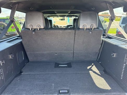 Used 2017 Lincoln Navigator L Reserve AWD/4WD image 9