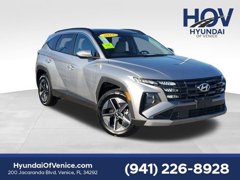 Certified 2025 Hyundai Tucson SEL AWD/4WD image 1