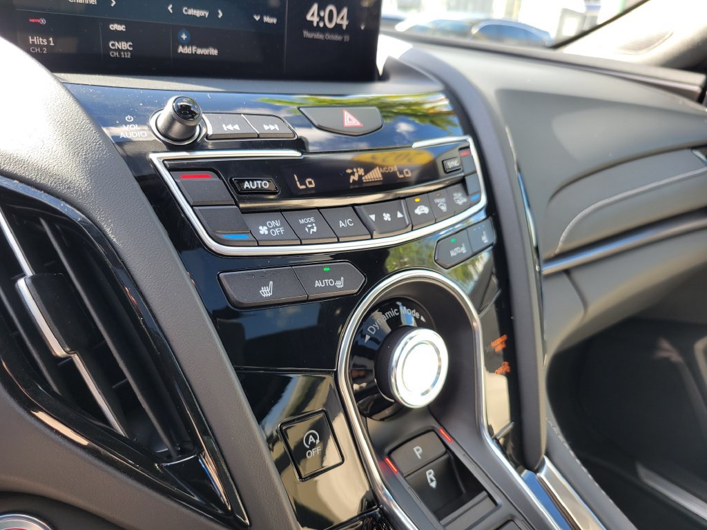 Used 2025 Acura RDX SH-AWD image 31