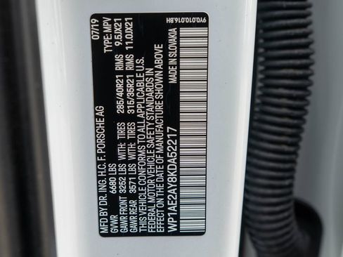 Used 2019 Porsche Cayenne E-Hybrid AWD/4WD image 40