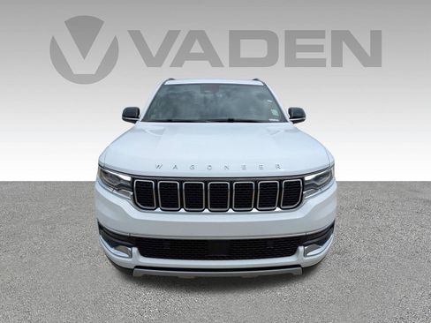 Used 2024 Jeep Wagoneer Series II w/ Flexible Seating Group RWD image 29
