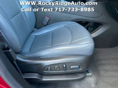 Used 2024 Buick Enclave Premium image 22