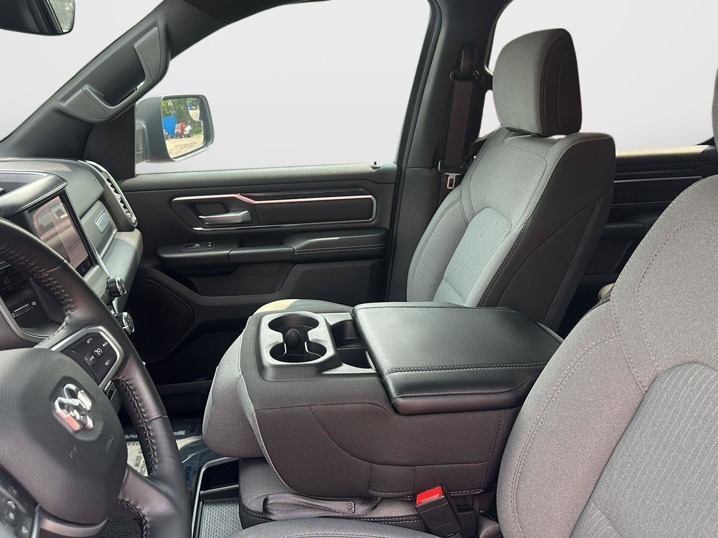 Used 2024 RAM 1500 Big Horn AWD/4WD image 17