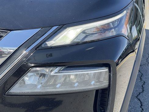 Used 2022 Nissan Rogue SV w/ SV Premium Package AWD/4WD image 17