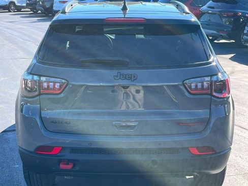 Used 2023 Jeep Compass Trailhawk w/ Trailhawk Convenience Group image 11