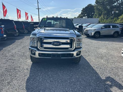 Used 2013 Ford F250 Lariat w/ Lariat Interior Pkg AWD/4WD image 14