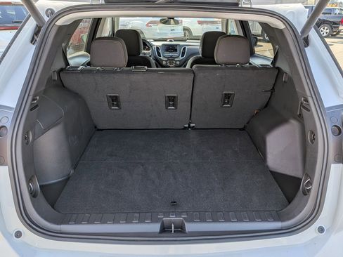 Used 2024 Chevrolet Equinox LT image 31
