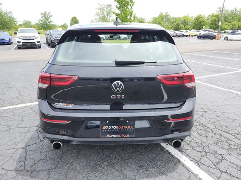 Used 2024 Volkswagen GTI SE FWD image 17