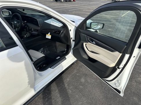 New 2025 Cadillac CT5 Sport w/ Technology Package image 31