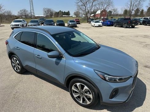 Used 2025 Ford Escape Platinum AWD/4WD image 12