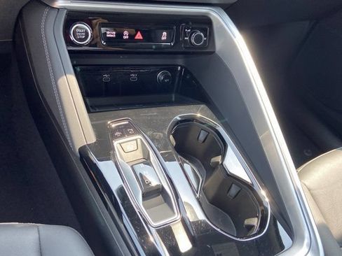 Used 2025 Audi Q5 Premium w/ Convenience Package AWD/4WD image 22