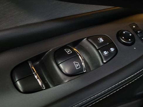 Used 2020 Nissan Murano SL w/ Moonroof Package image 27