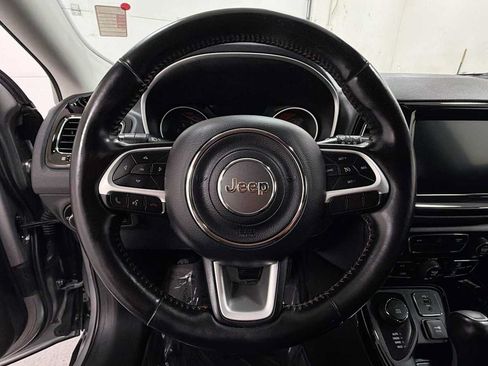 Used 2019 Jeep Compass Limited AWD/4WD image 16