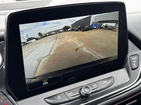 Used 2025 Chevrolet Blazer RS image 19