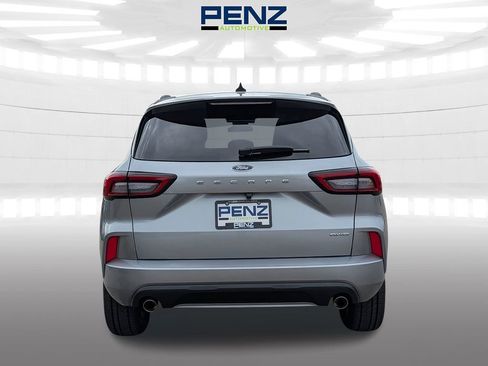 Used 2023 Ford Escape ST-Line AWD/4WD image 6