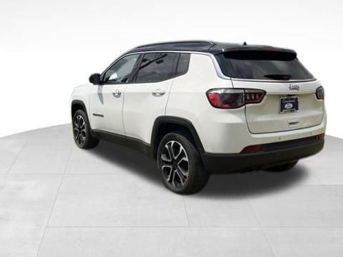 Used 2023 Jeep Compass Limited image 5