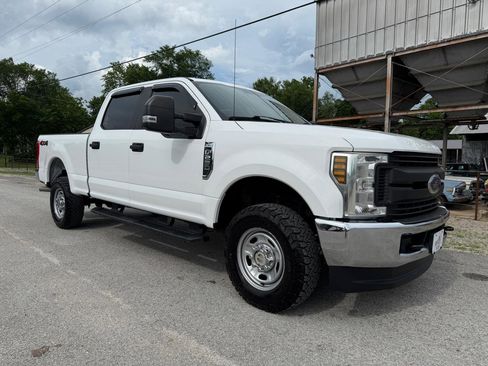 Used 2019 Ford F250 XL w/ Power Equipment Group AWD/4WD image 8