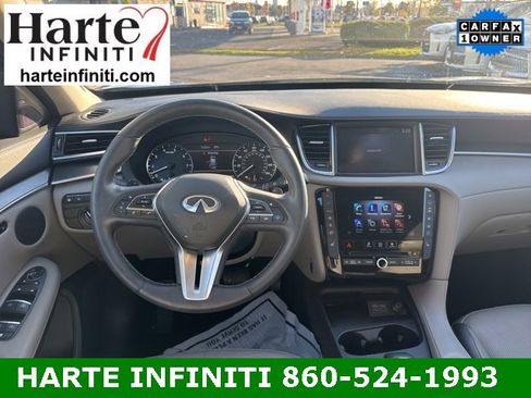 Certified 2024 INFINITI QX50 Luxe image 11