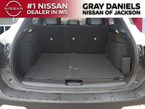 Certified 2025 Nissan Kicks SR AWD/4WD image 11