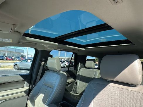 Used 2018 Ford Expedition XLT w/ Equipment Group 202A image 16