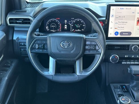 Used 2025 Toyota Tacoma TRD Off-Road image 13
