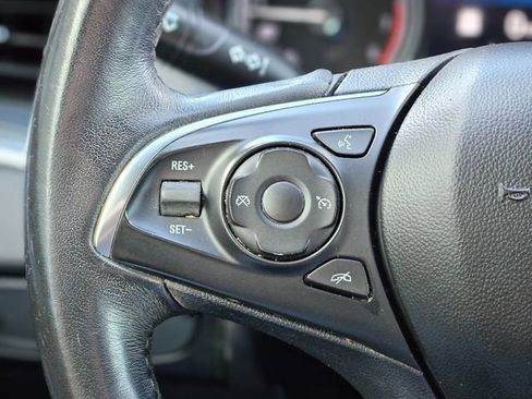 Used 2021 Buick Enclave Essence w/ Sound and Sites Package image 17