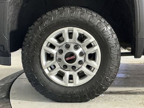 Used 2024 GMC Sierra 2500 SLE w/ SLE Convenience Package image 20