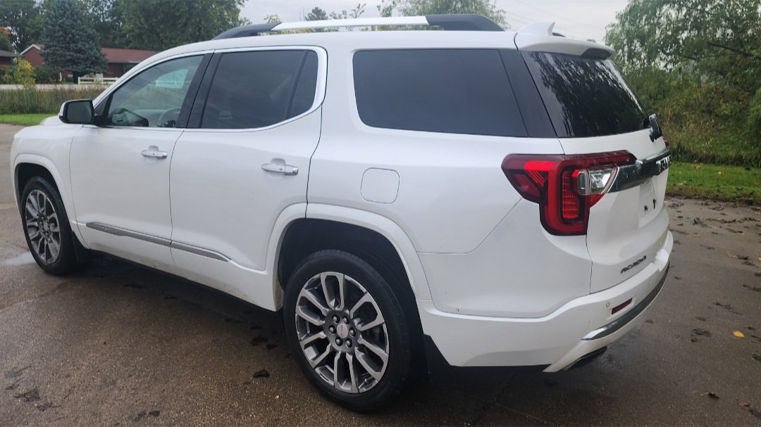 Used 2022 GMC Acadia Denali w/ Denali Ultimate Package AWD/4WD image 5