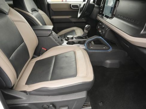 Certified 2022 Ford Bronco Wildtrak image 18