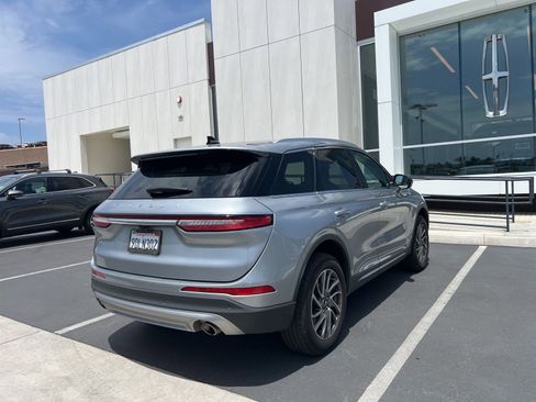Used 2022 Lincoln Corsair FWD image 6