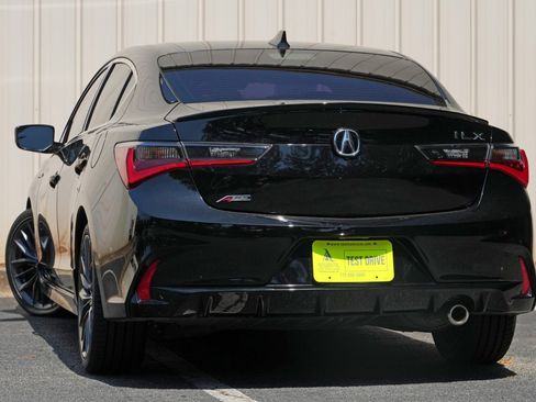Used 2020 Acura ILX FWD image 5