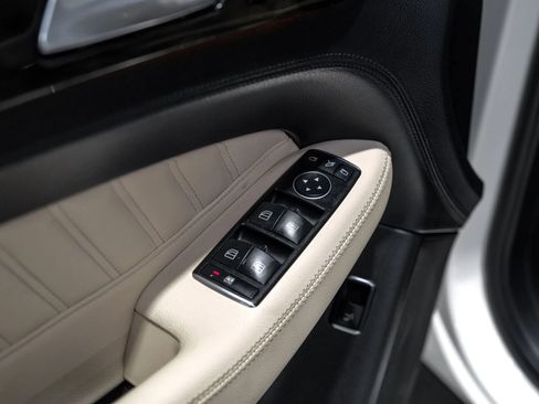 Used 2018 Mercedes-Benz GLE 43 AMG 4MATIC image 45