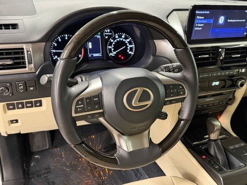 Used 2023 Lexus GX 460 Premium AWD/4WD image 4