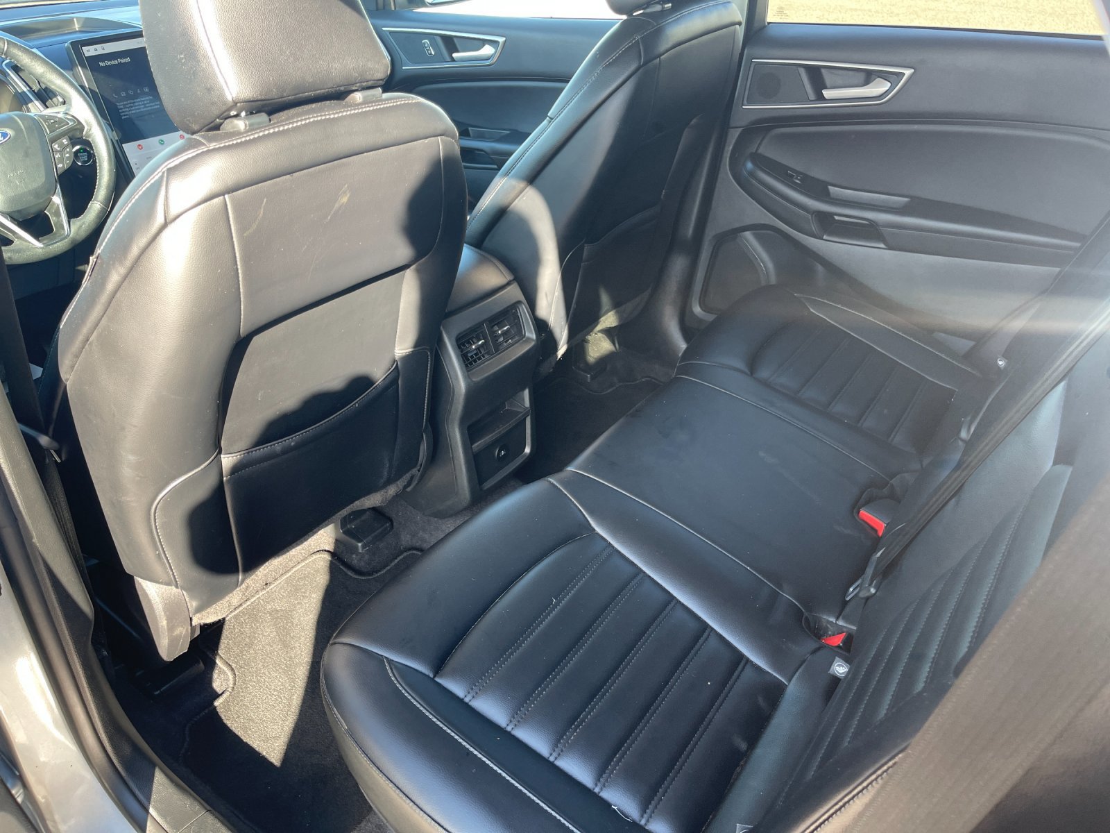 Used 2024 Ford Edge SEL AWD/4WD image 13