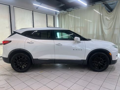 Used 2023 Chevrolet Blazer Premier w/ Driver Confidence II Package AWD/4WD image 3