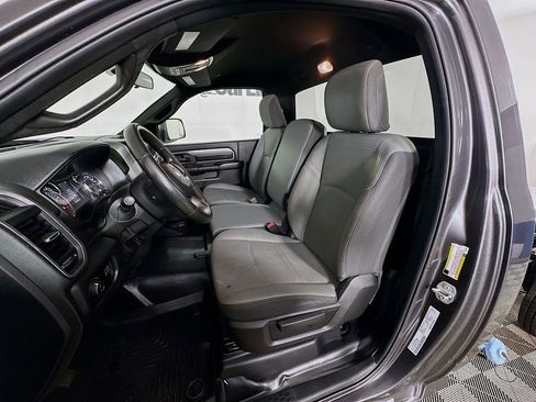 Used 2022 RAM 3500 Tradesman RWD image 22