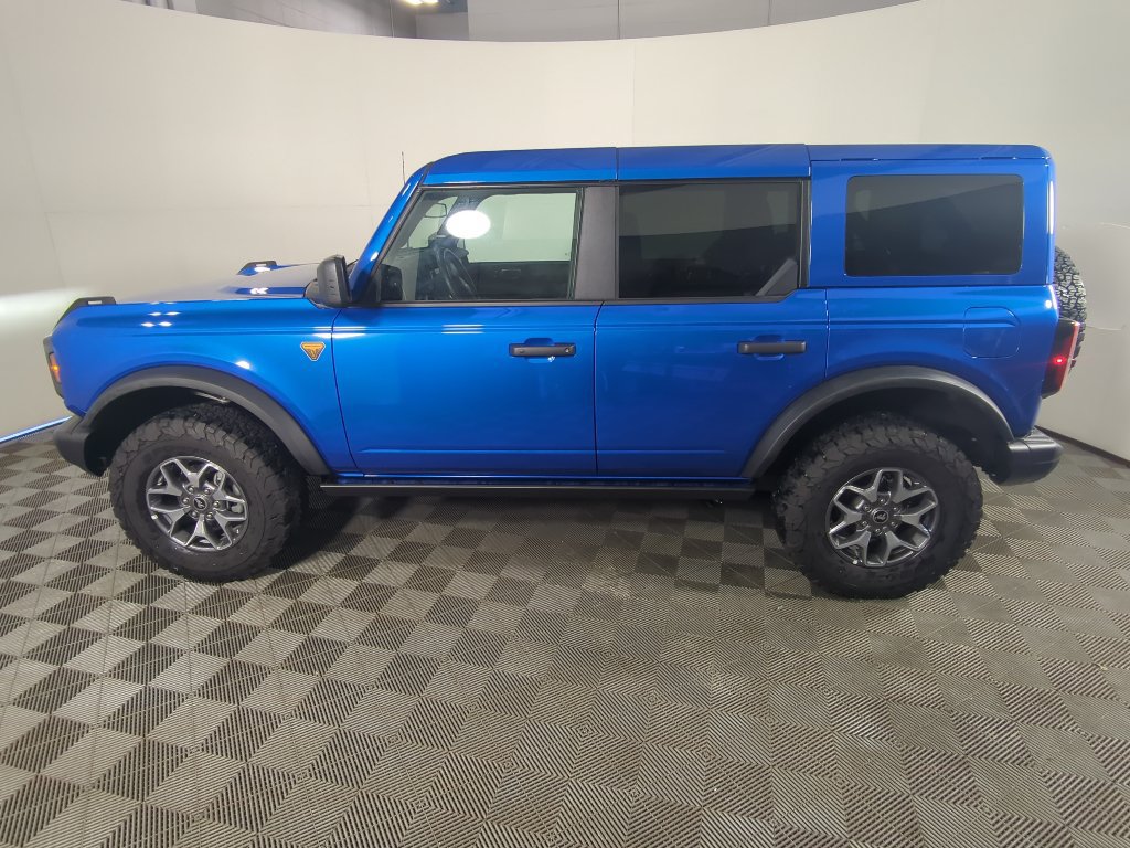 Used 2025 Ford Bronco Badlands AWD/4WD image 6