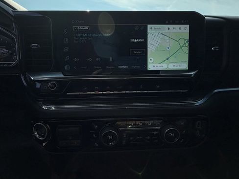 Used 2025 Chevrolet Silverado 1500 LTZ image 11