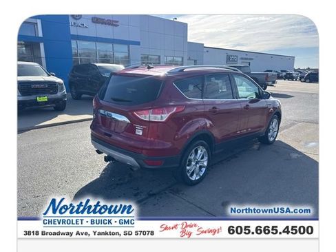Used 2016 Ford Escape Titanium image 9
