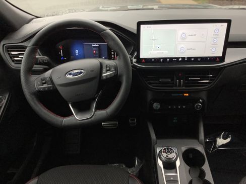 Certified 2023 Ford Escape ST-Line w/ Tech Pack #1 image 8