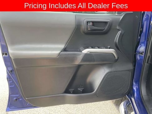 Used 2023 Toyota Tacoma SR5 w/ Technology Package AWD/4WD image 19