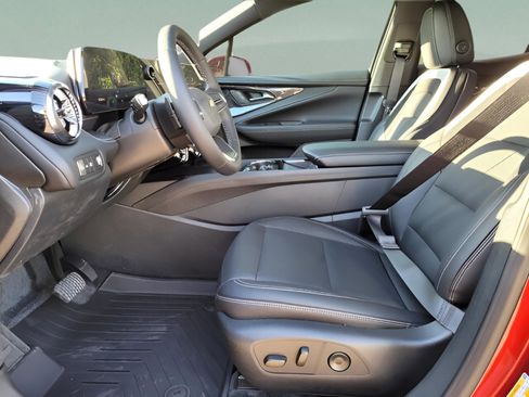 New 2026 Chevrolet Blazer EV LT image 6