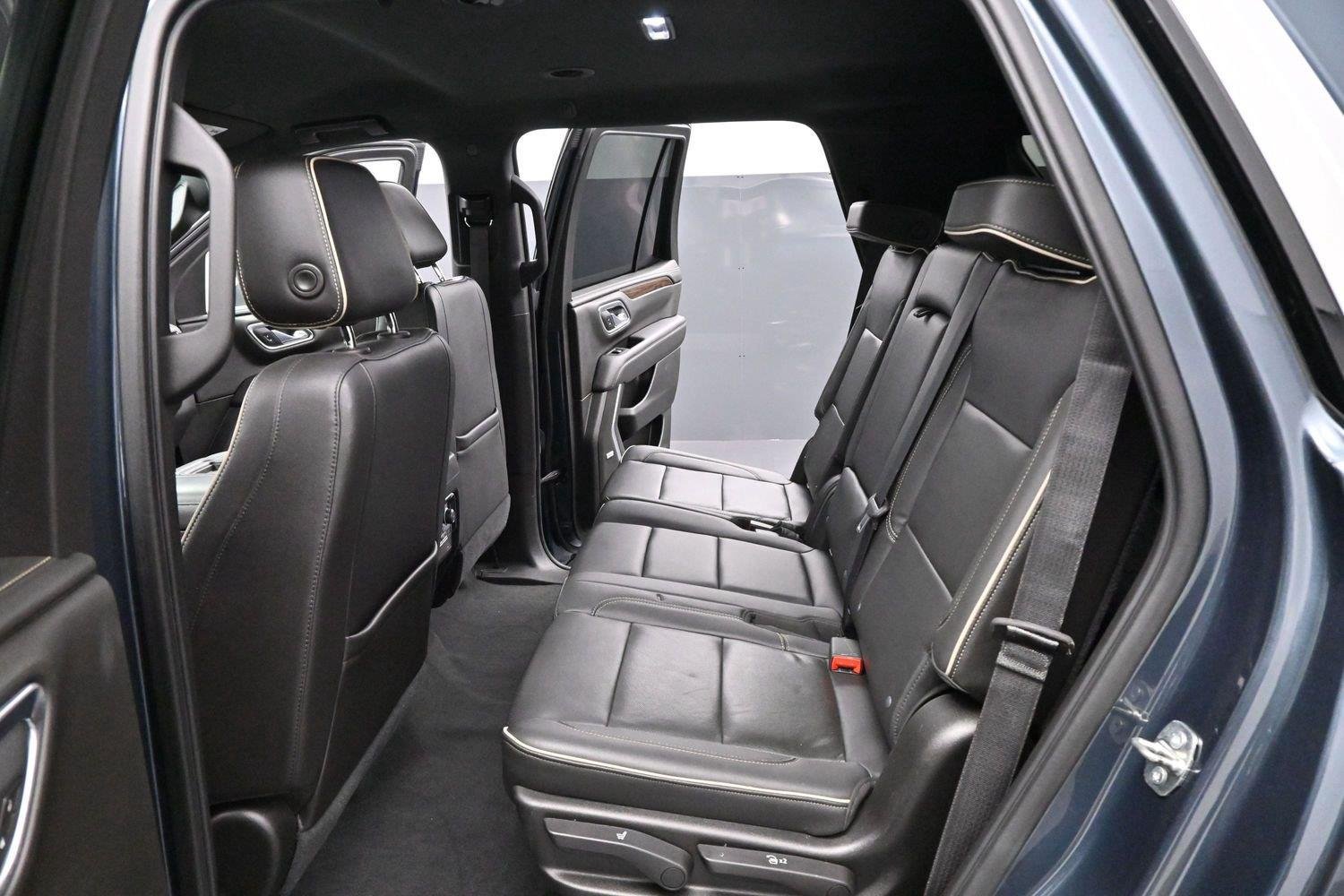 Used 2021 Chevrolet Tahoe Premier AWD/4WD image 31