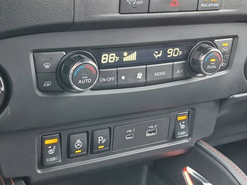 Used 2023 Nissan Frontier PRO-4X w/ Pro Convenience Package image 15